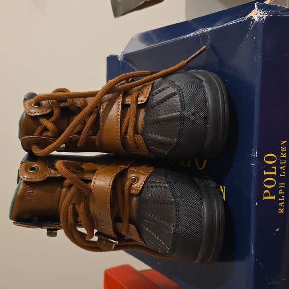 Polo by Ralph Lauren Kids' Tan and Black Boots - Picture 2 of 4